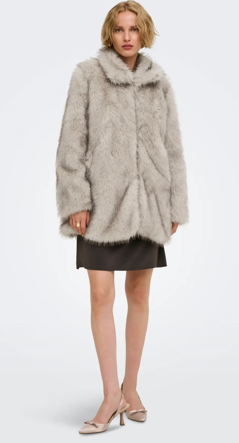 Only Dawn Faux Fur Coat