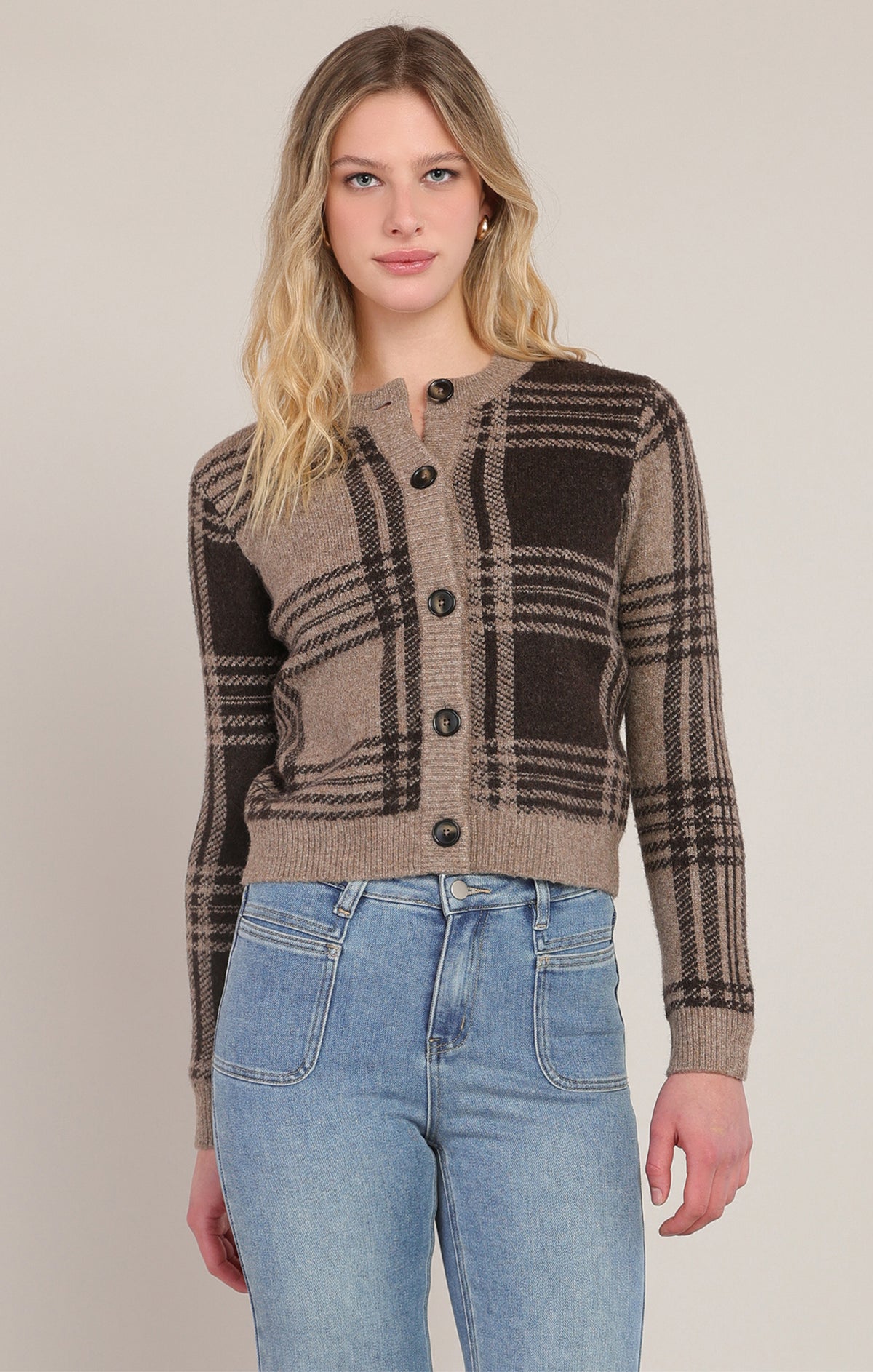 The Maple Plaid Cardigan 🤎