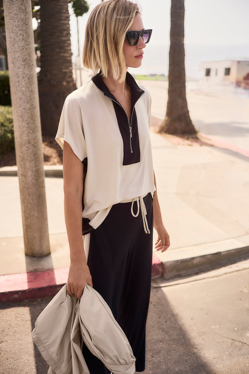 Josephy Ribkoff -Silky Knit Color Block Straight Top With Zipped Collar