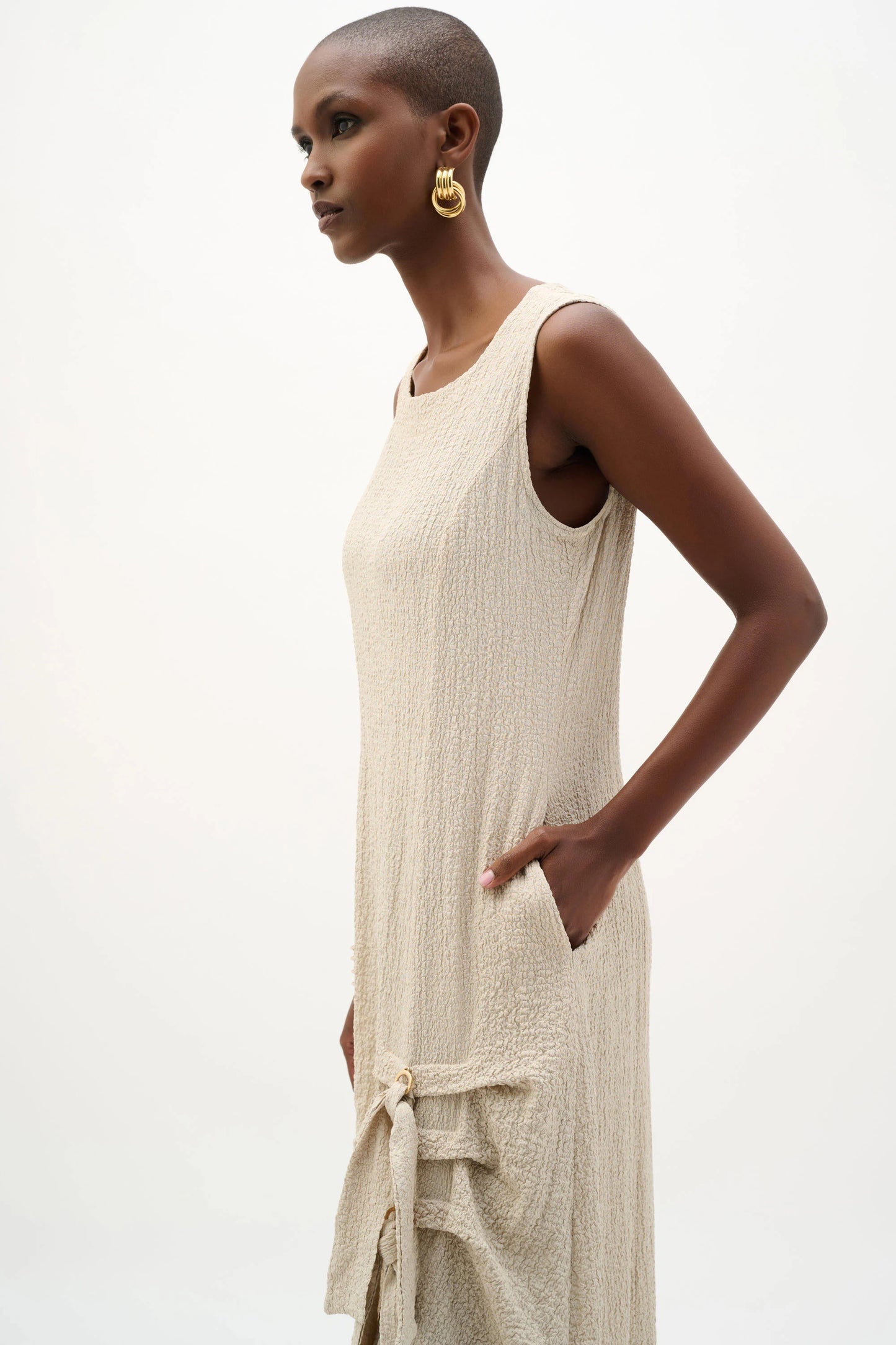 Joseph Ribkoff - Seersucker Cocoon Dress With Ring And Tie Detail