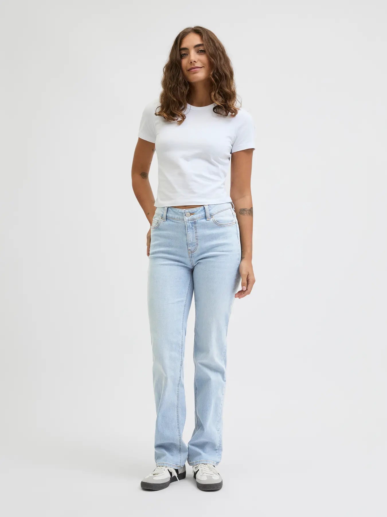 JJXX - Nice Straight Mid Rise Jean
