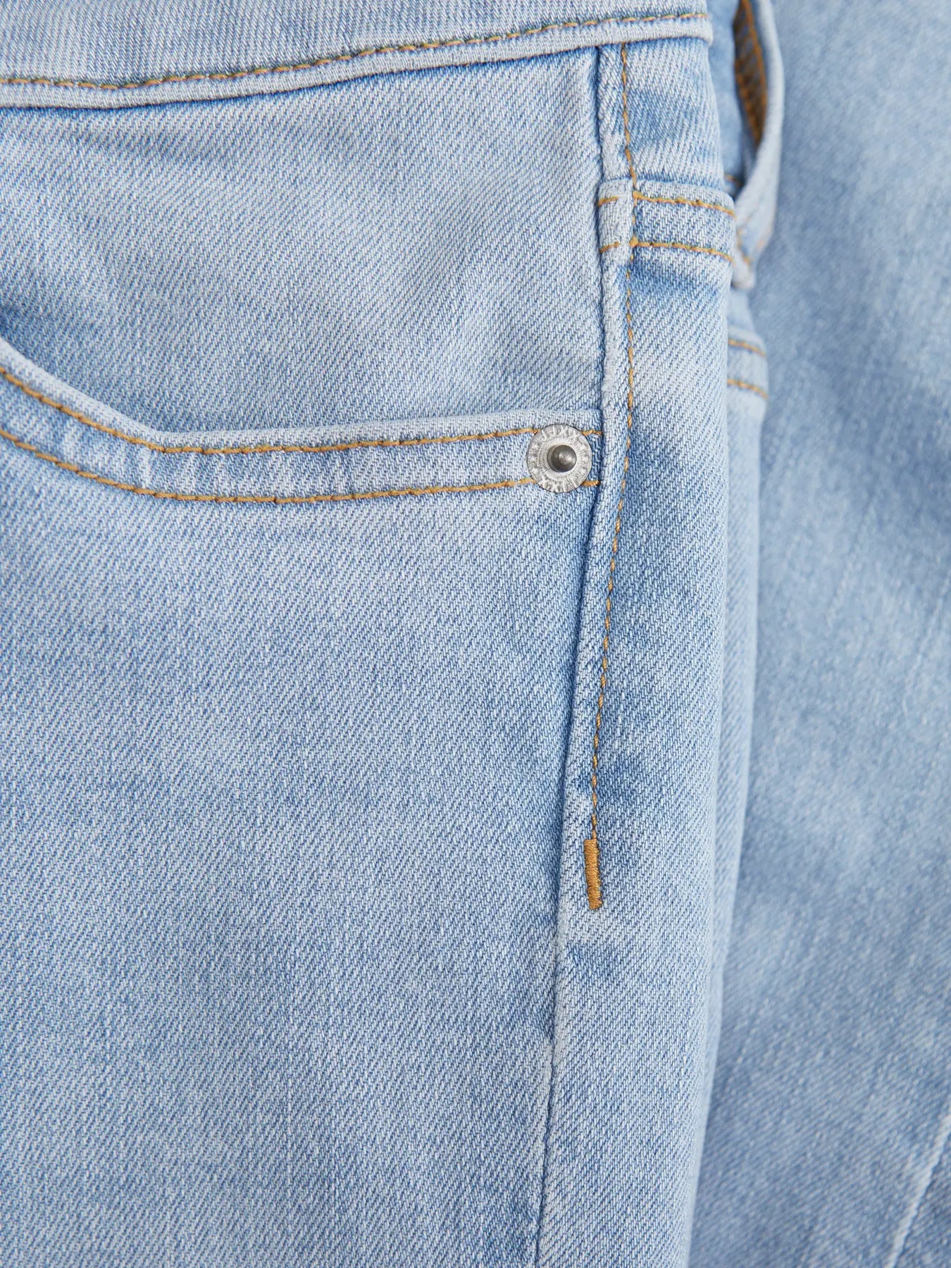 JJXX - Nice Straight Mid Rise Jean