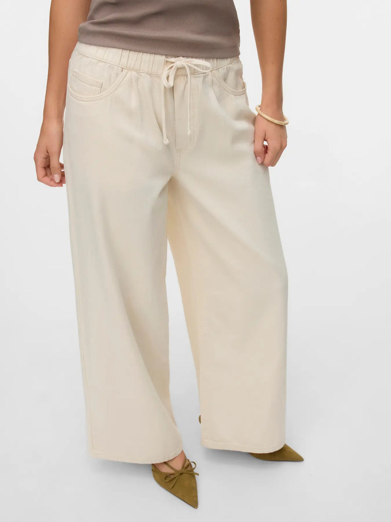 Vero Moda Valeria Midrise String Straight Leg Jeans