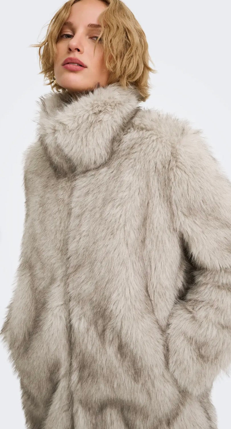 Only Dawn Faux Fur Coat