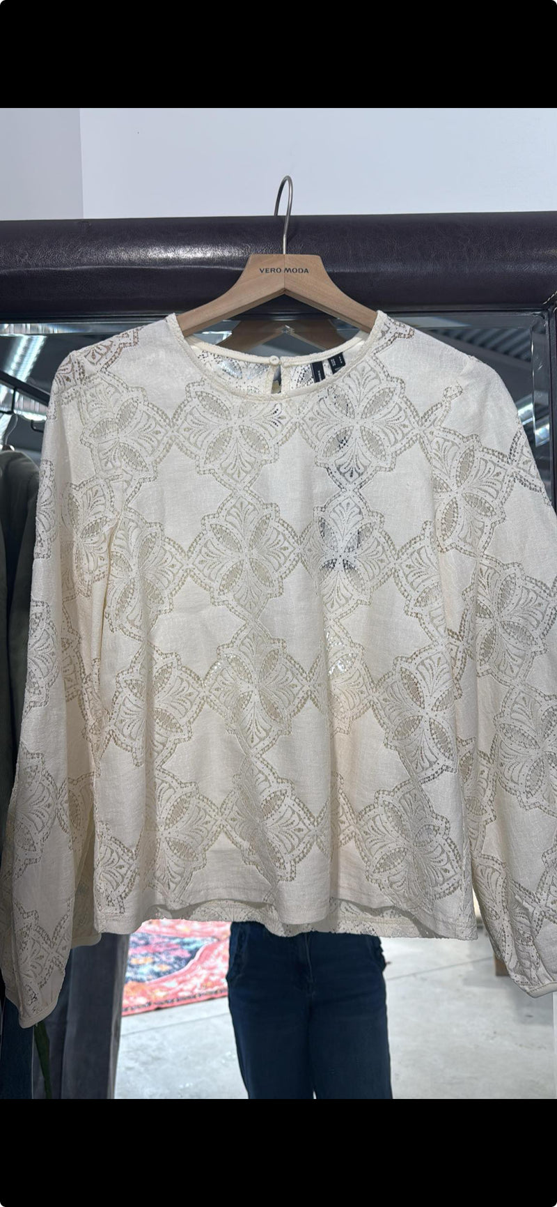 Vero Moda Loni Lace Top
