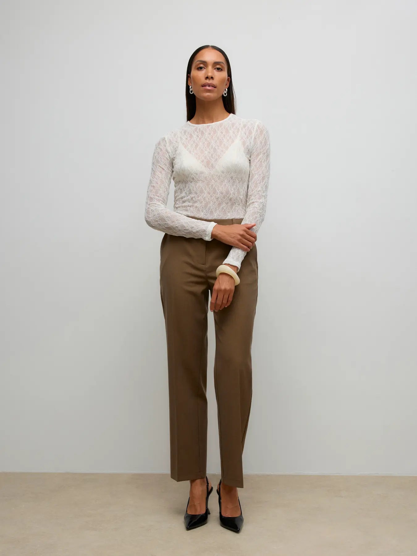 Tessy Lace Top
