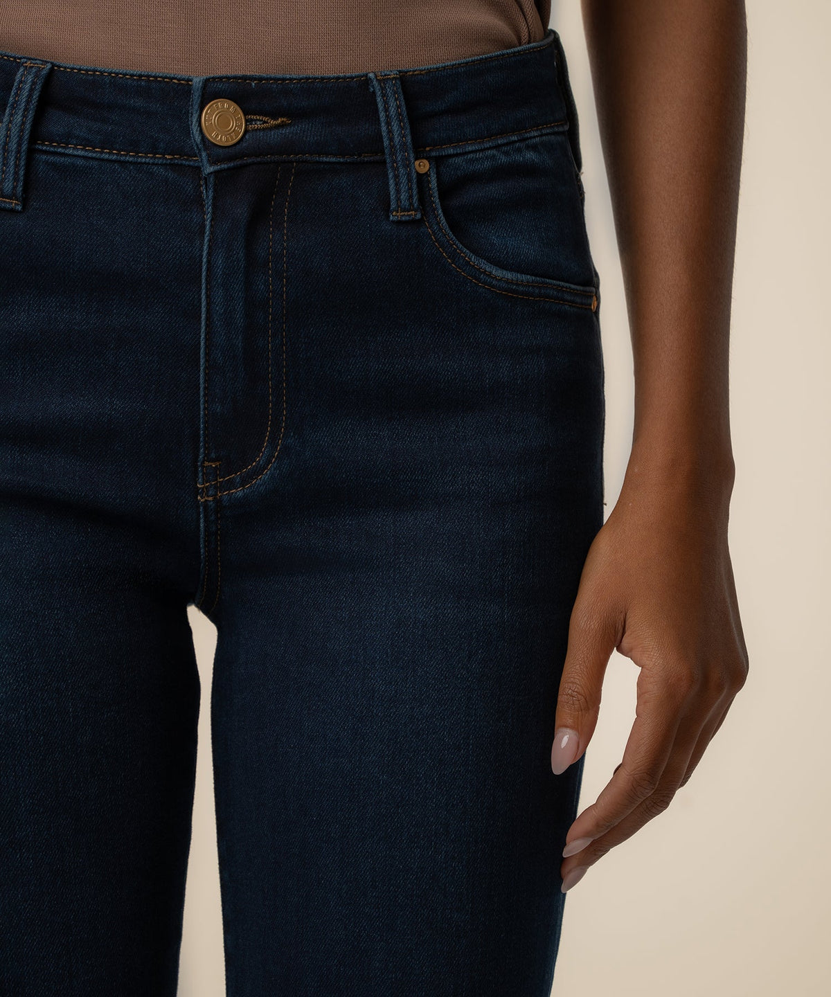KUT - Kelsey High Rise Kick Flare Jean