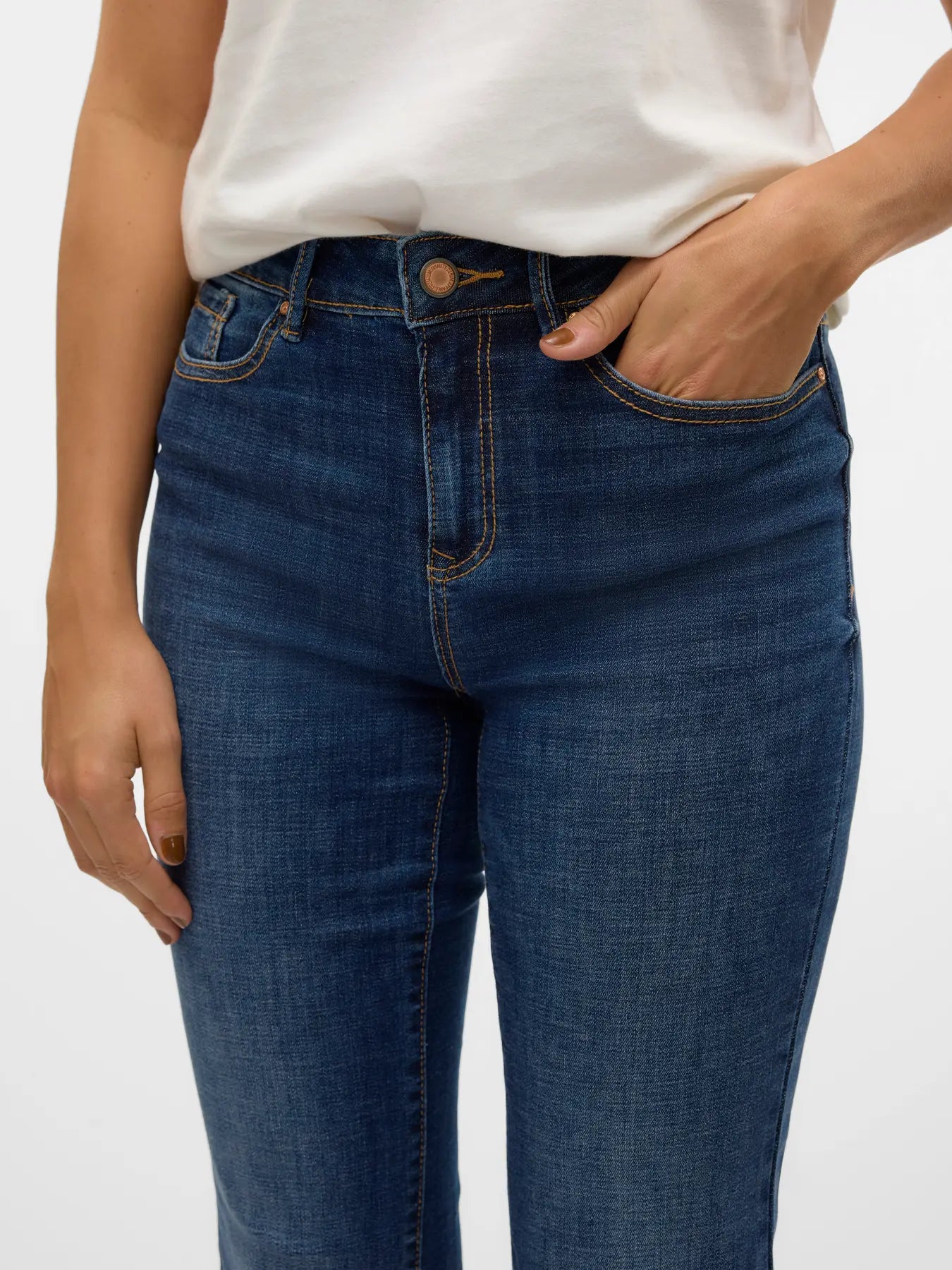 Vero Moda - Flash Mid Rise Straight Jean - Dark Blue