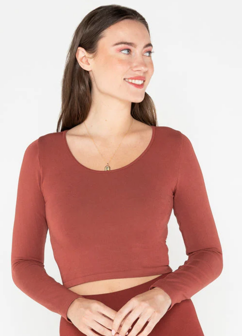 C'est Moi - Bamboo L/S Crop Scoop Neck Top