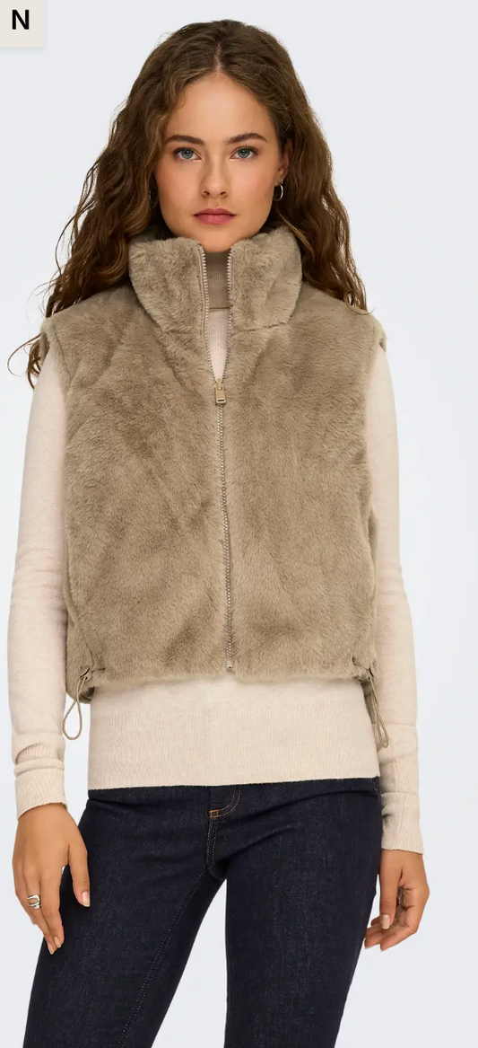 Only - Dana Faux Fur Vest