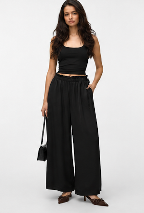 Vero Moda - Charm Midrise Detail Pant