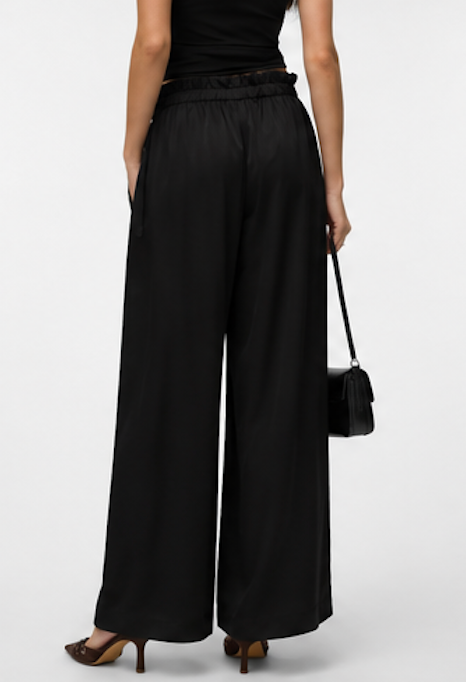 Vero Moda - Charm Midrise Detail Pant