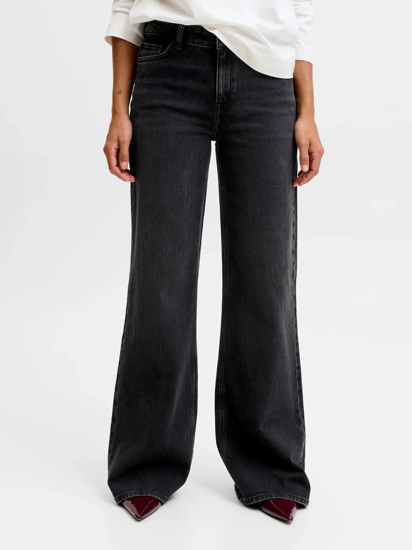 JJXX- Rome Flared Mid Rise Jeans - Black