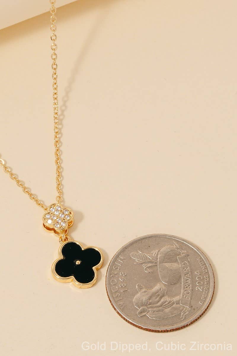 Shell Clover Charms Necklace