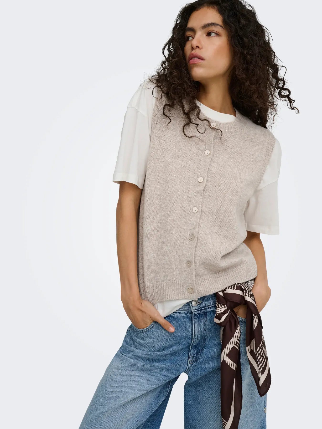 Only- Olivia Buttun-Up Knit Vest