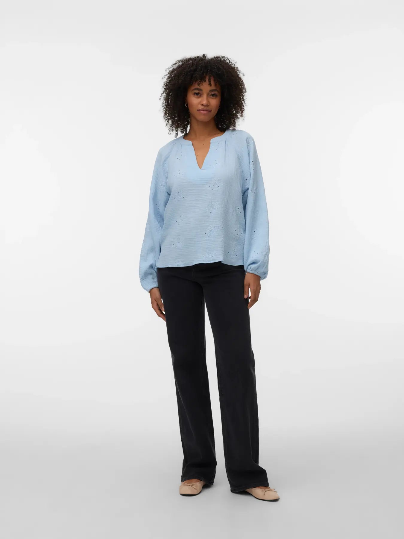 Vero Moda - Natali Embroidered Blouse