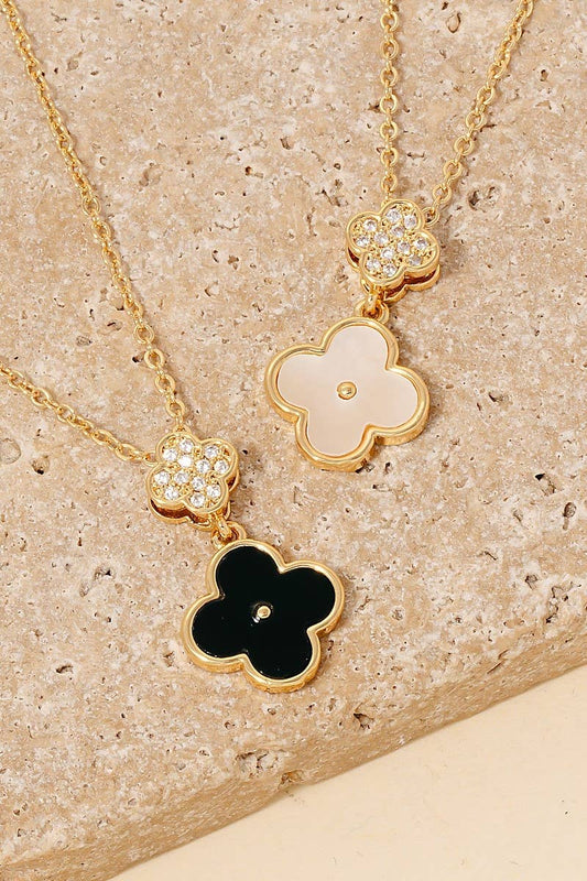 Shell Clover Charms Necklace