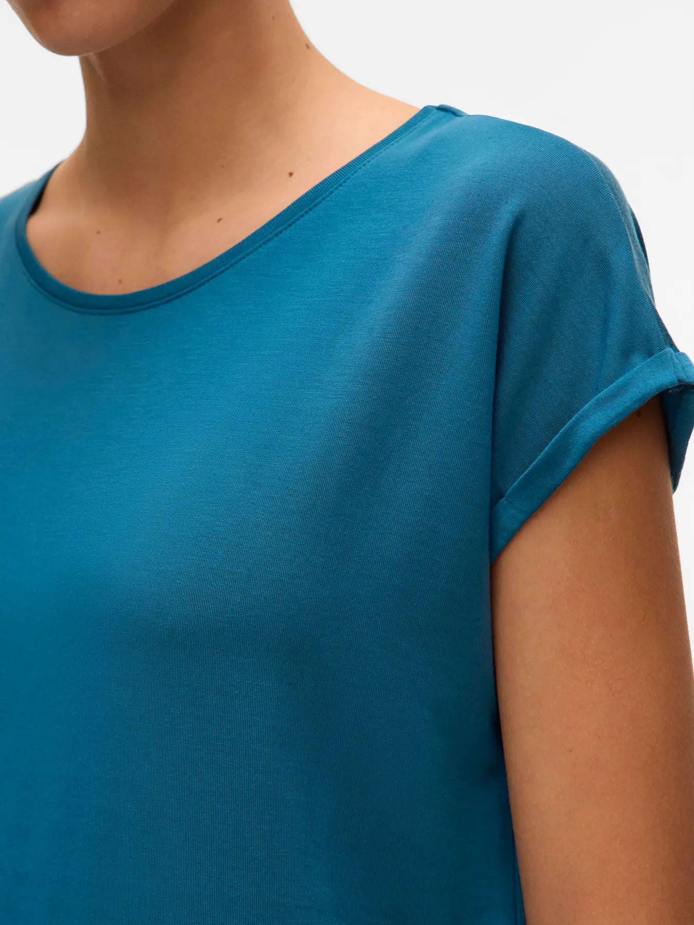 Vero Moda Ava Plain Tee
