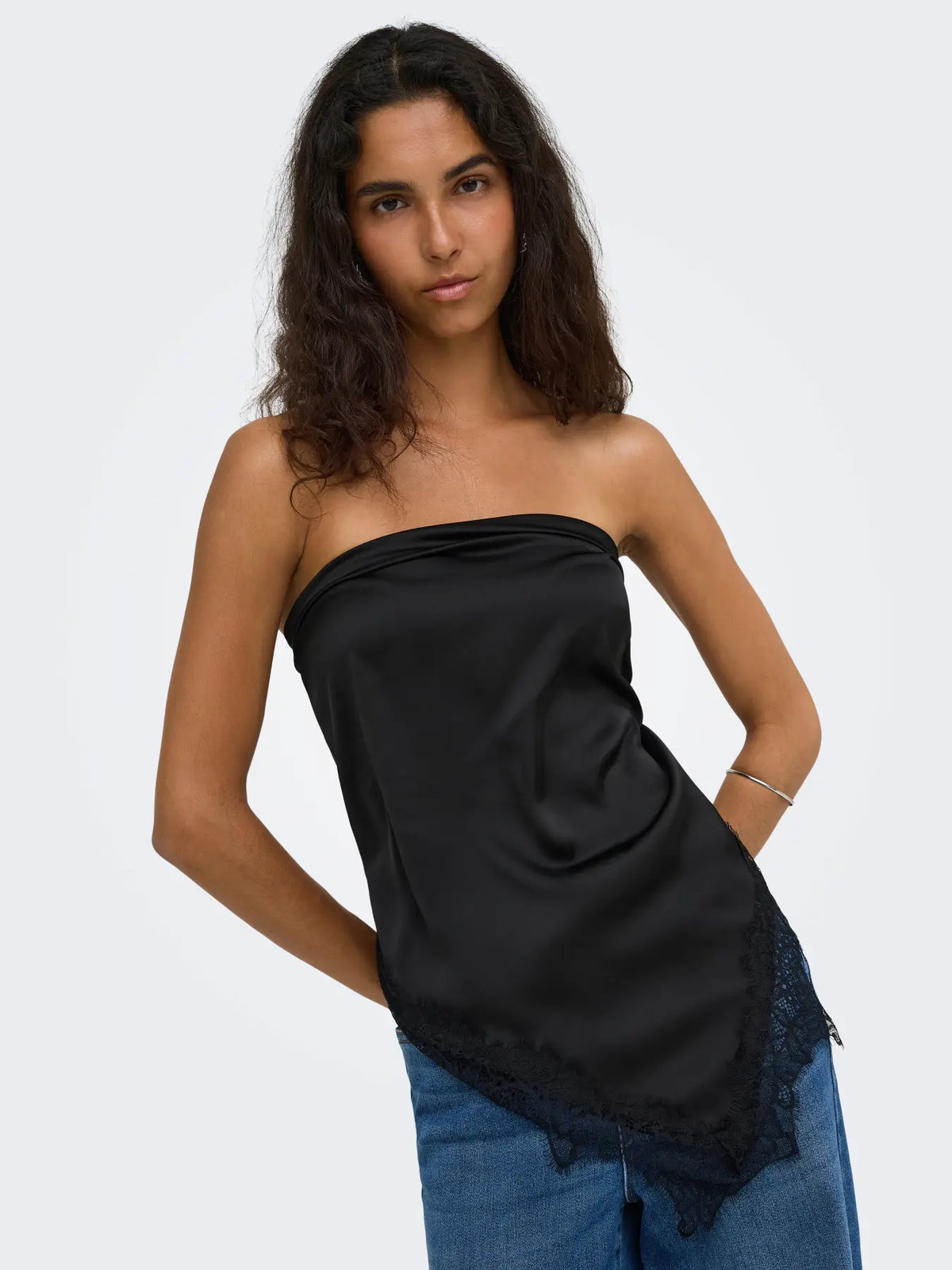 The After Dark Lace Scarf