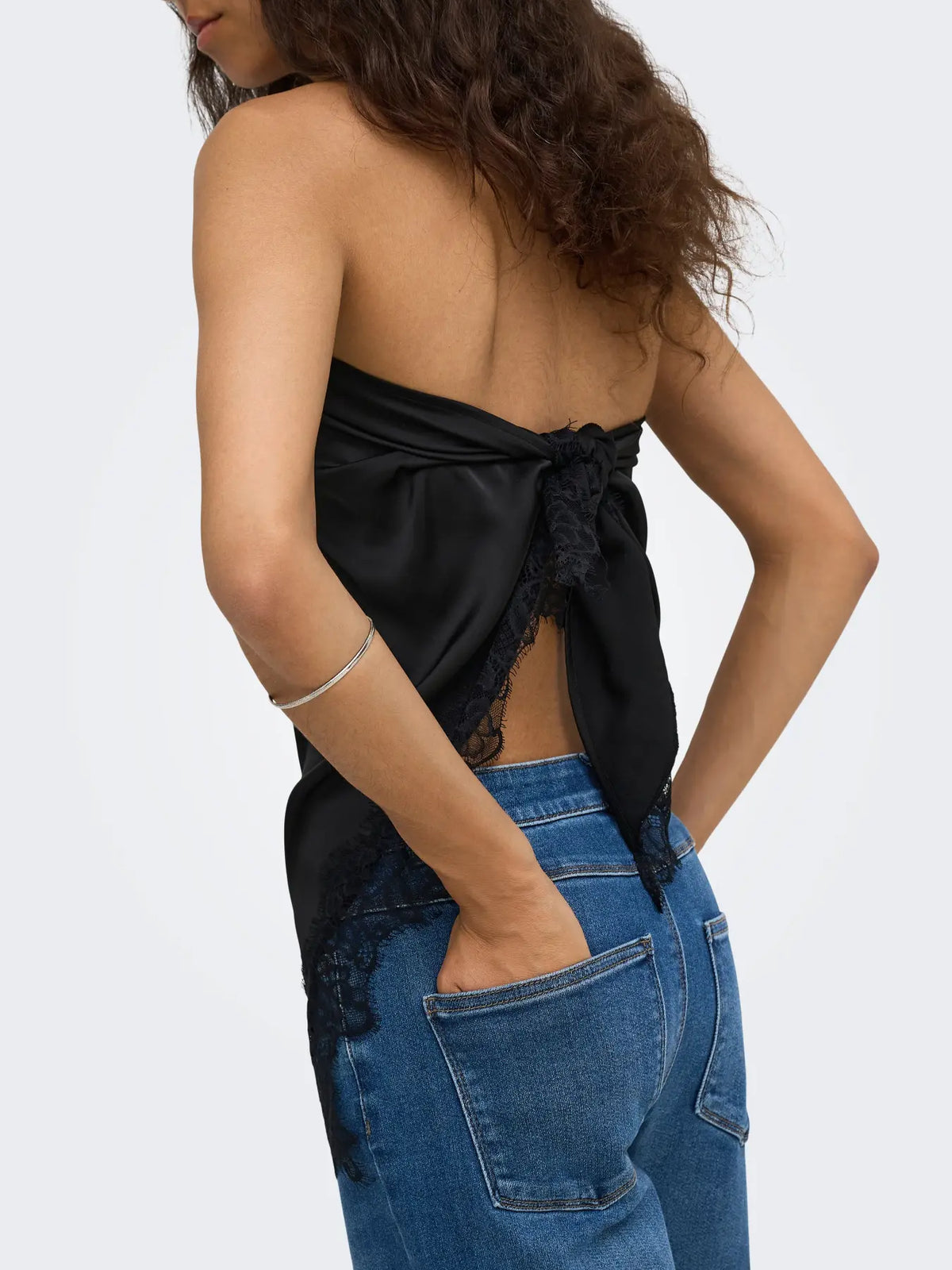 The After Dark Lace Scarf