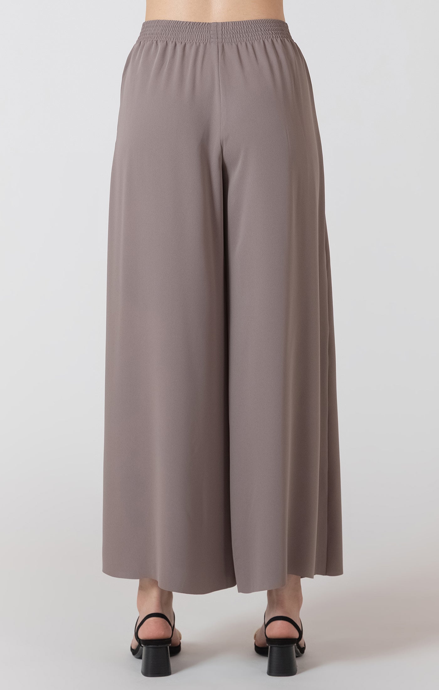 Black Tape - Flowy Wide Leg Pant