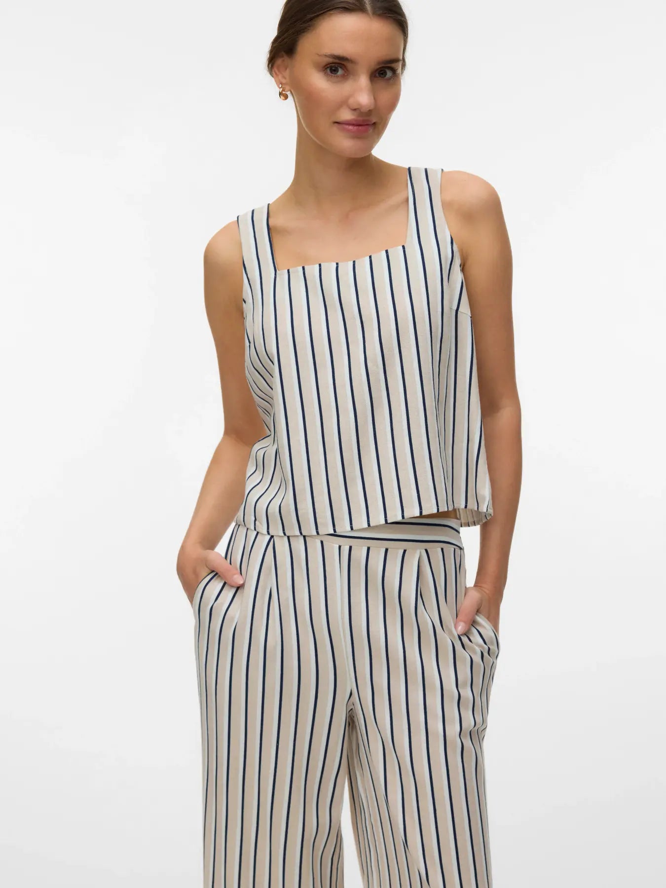 Vero Moda - My Milo Button Back Tank Top