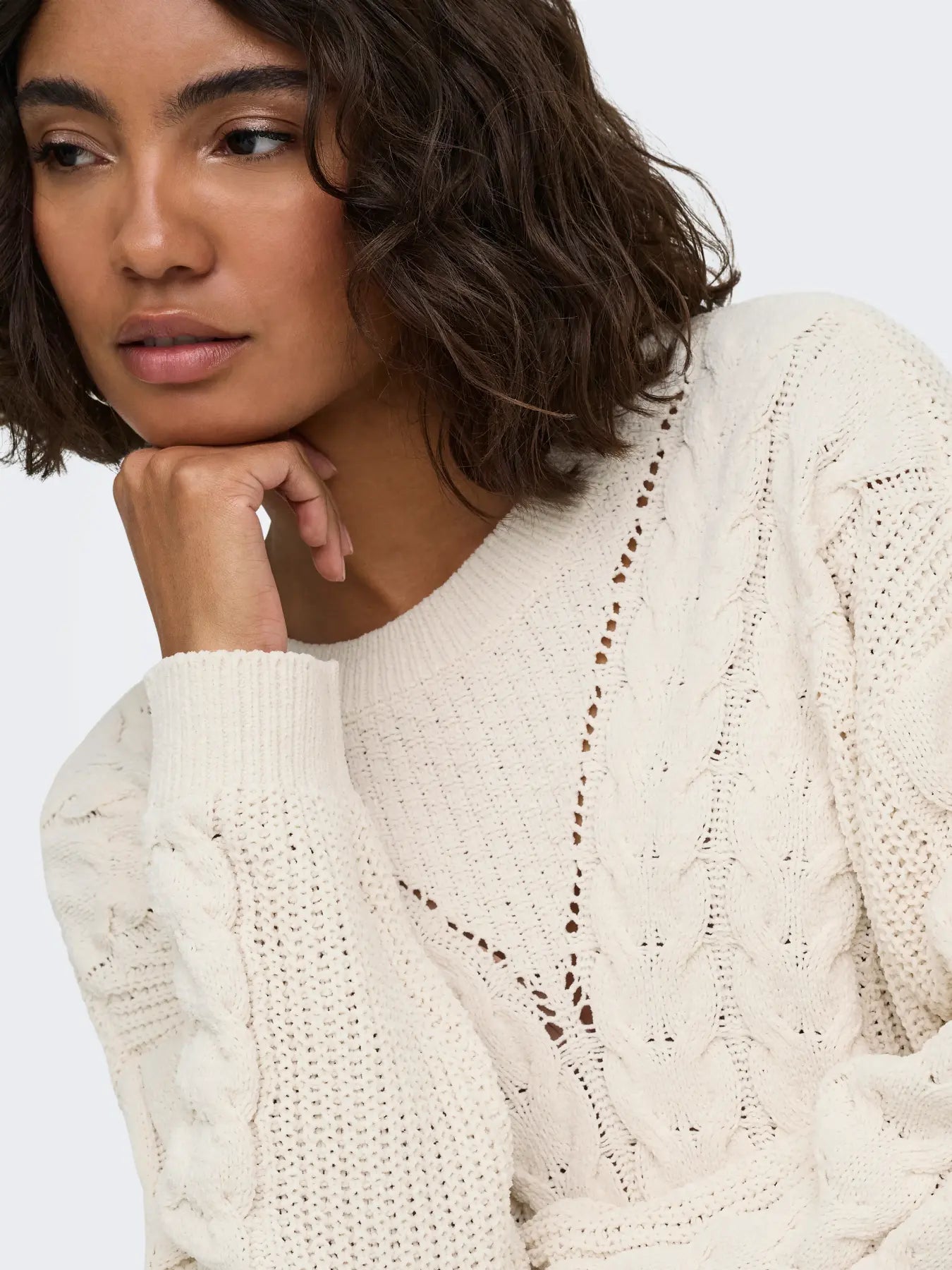 Only- Elly O-Neck Sweater