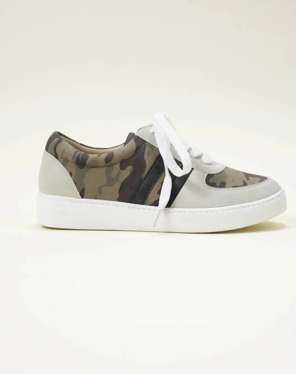 Stella Sneakers