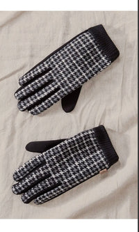 Houndstooth Touch Gloves